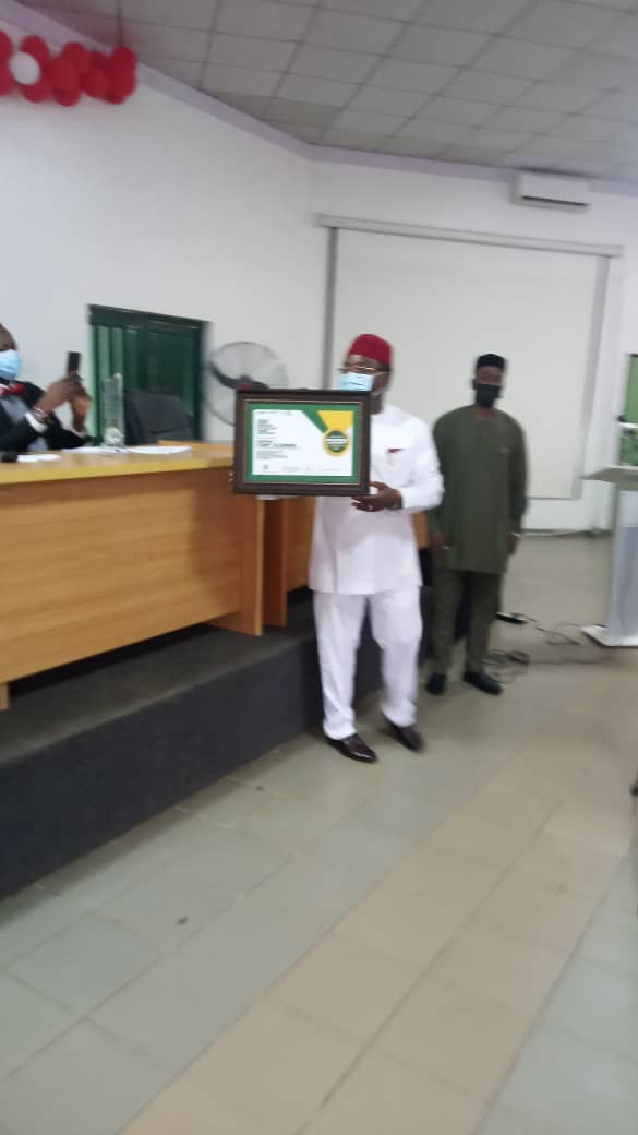 Award of hero to the ES National Human Rights Commission 3